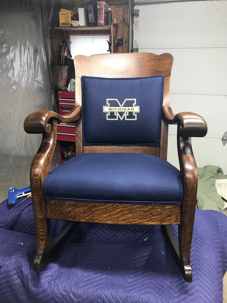 JC2_Fund's tweet photo. Not a golfer? Come on out and win some amazing prizes during the raffle! Everyone’s welcome! 

Special thanks to Linda Martin for the amazing chair, which is one of our many BIG prizes this year. https://t.co/ApPuIuVusW