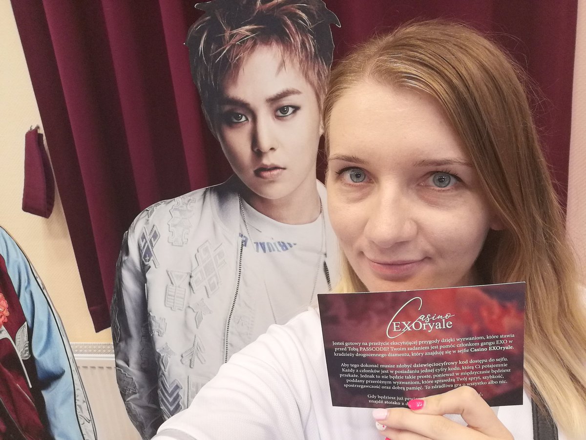 violetpetals85's tweet photo. Wczorajszy zlot #EXOL to była świetna zabawa ❤️❤️❤️ dawno nie czułam się tak dobrze w tłumie ludzi, ale taka jest siła EXO i także EXOL ❤️ gra w #CasinoEXOryale była zarąbista, odgadłyśmy passcode (co w cale nie było takie łatwe), ale niestety żadna nic nie wygrała huhu 💔 - - https://t.co/VISm3Q4RIr