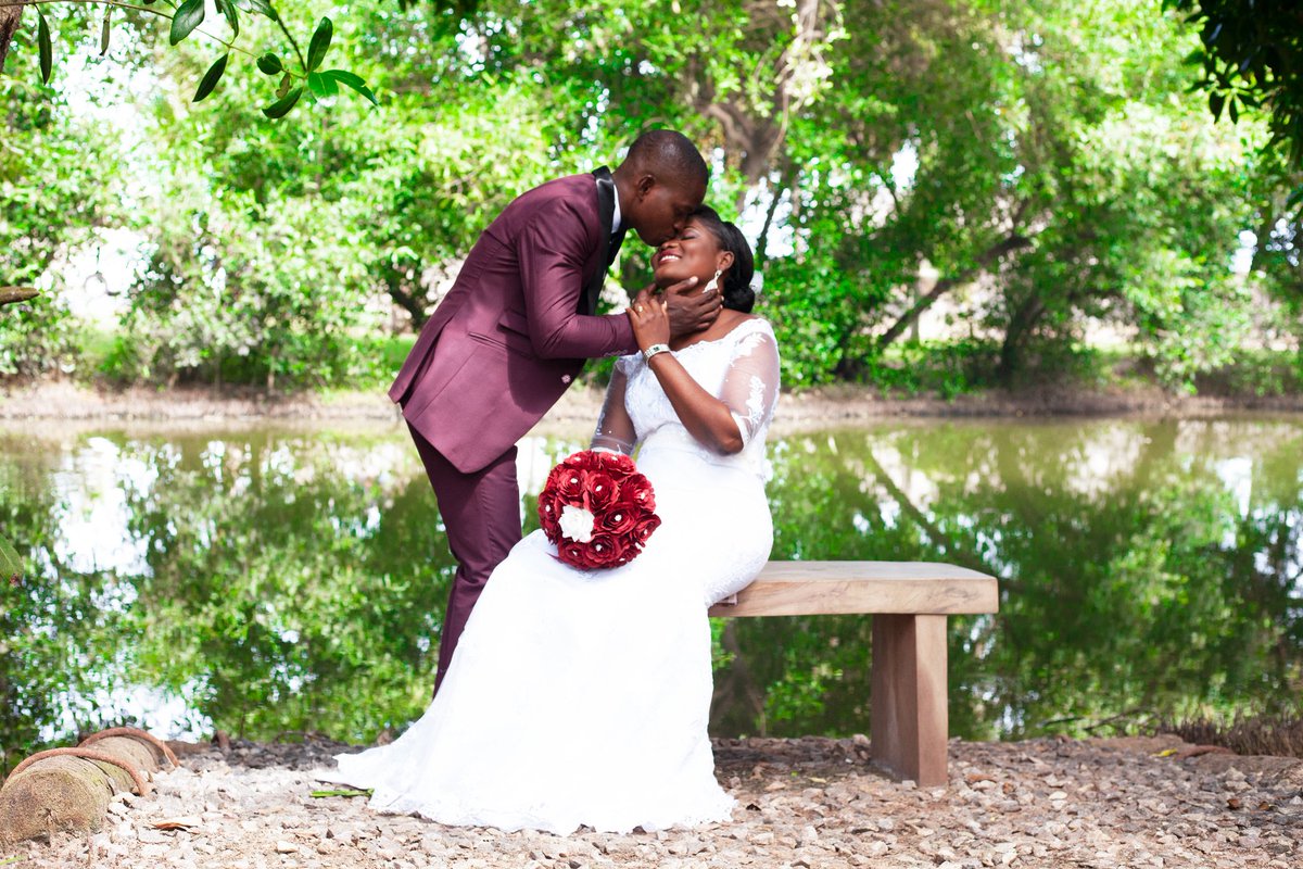 KonaStudios's tweet photo. The Bridal couples in town . M&amp;T 
captured by @KonaStudios @konaweddings_ on IG follow for follow 
Let every moment count and @KonaStudios is there to make it happen https://t.co/vIr6qFvO0u