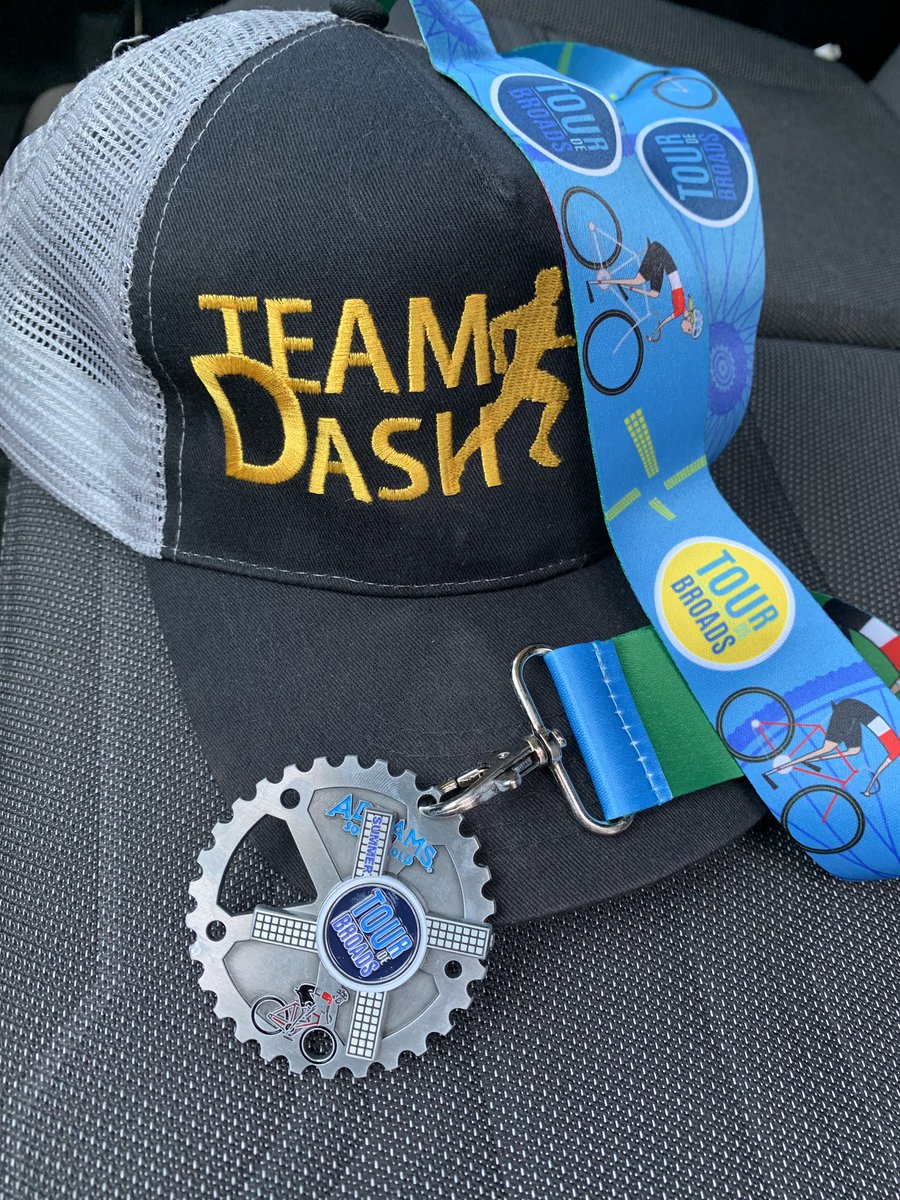 TeamDash_Dashy's tweet photo. Nice 27 mile bike ride @TourdeBroads with a medal at the end! #TeamDash #TDB19 #broads #Norfolk #Bike #TourDeBroads https://t.co/17wJP6q75z