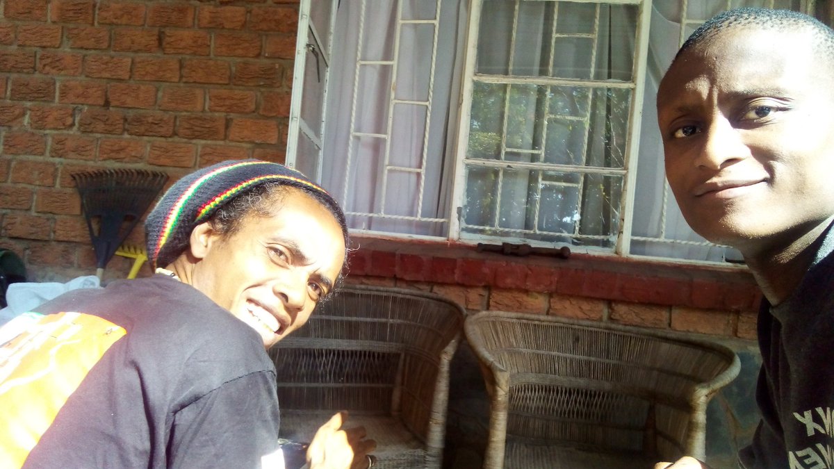 bhande_nathi's tweet photo. Introduction my new artistic friend and mentor Taka from Madagascar to @okmalumkoolkat music and his hooked
Out here at Ibhex, Lusaka Zambia.
#malzimilano #internationalpunstual #spoviagang #Lia #Liga #zulumafia https://t.co/kMGMF6iyS6