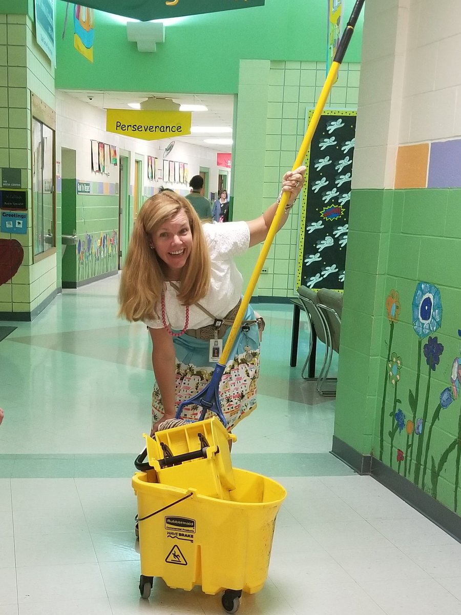 Amy Lane Swanson tweet media