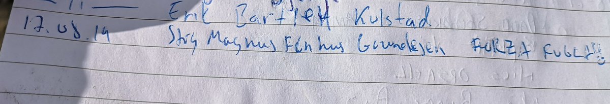 Tromsdalstinden beseiret i går, høyeste fjellet synlig fra Tromsø (1238 moh). Forza Fugla i toppboka. 
Opp til gutta å beseire TIL i kveld! <a href="/LillestromSK/">Lillestrøm SK</a> <a href="/HardeMottak/">Harde PowerOffice Arctic Mottak</a> <a href="/kanarifansen/">Kanari-Fansen</a> @Simon_LSK <a href="/Sim1KiMi/">Simen Kind Mikalsen</a>