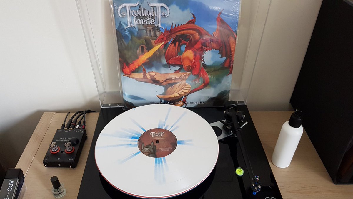 RudeBoyRumble's tweet photo. #JasonsSpinning Twilight Force: Tales Of Ancient Prophesies. EPIC Power metal.  @TwilightForce_ #DawnOfTheDragonStar #TWILIGHTFORCE @TwilightForce_  #Sweden #Music #Metal #PowerMetal #AdventureMetal #NowPIaying #vinyl #vinylcollection #vinyladdict https://t.co/Tx35J3RmeH