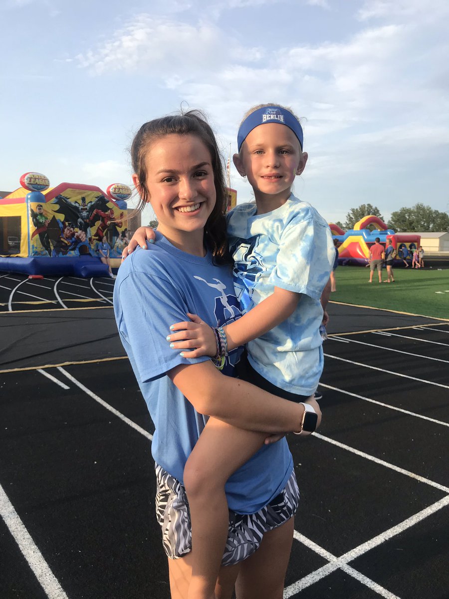 melweitze's tweet image. Had a good time last night, thank you Berlin Gymnasts! Thank you @liv_boone10 @BerlinBearsGym