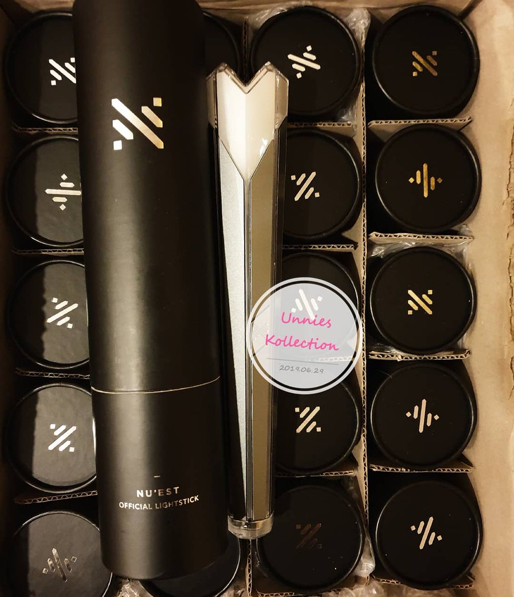 unnies_kshop's tweet photo. [🇲🇾MALAYSIA ONLY🇲🇾]
💥READY STOCK💥

NU'EST OFFICIAL LIGHTSTICK 

Get your Official NU'EST LS here for their upcoming SEGNO concert on 7/9 in KL. 

PRICE: 
RM 185 wm
EM + RM 10 

#NUEST #LOVE #segnoconcertinkl #officiallightstick #kpopmalaysia #readystock #unnieskollection https://t.co/Ozgjpui5Lm