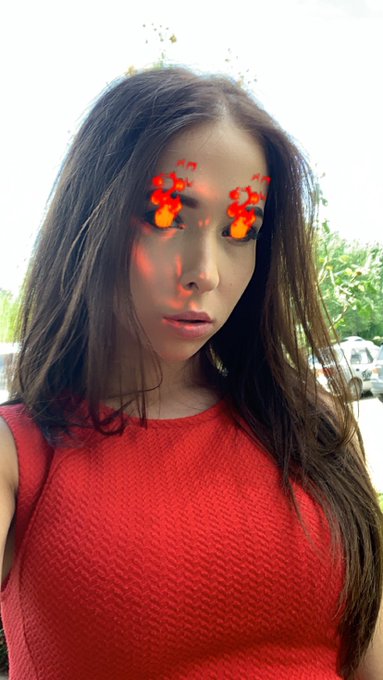 😈🔥 https://t.co/w7OF11nDiE
