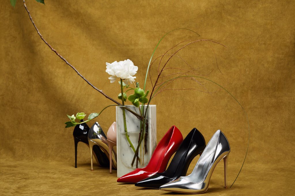 le_silla's tweet photo. #LeSilla EVA pump is a wardrobe #essential that trascends seasons and #fashion trends.
https://t.co/3yY3VzFebR #theperfectlineup https://t.co/7vBcCY5eq8