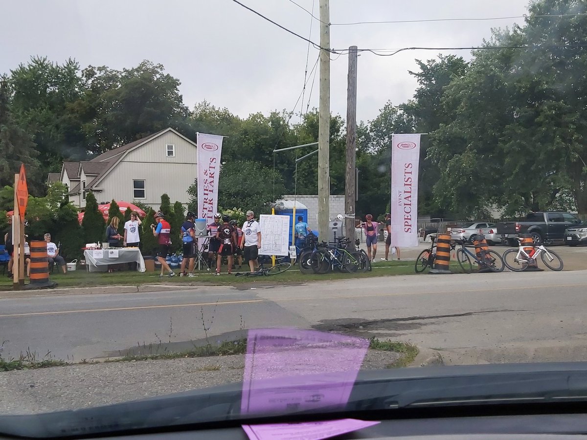 va3sbd's tweet photo. Our first set of 160K riders have arrived at Anninas bakery #ride4unitedway @Ride4UnitedWay https://t.co/ZceCD9cpoh