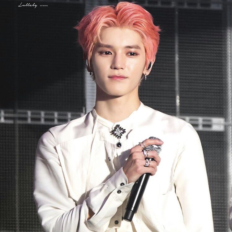 pequenatiny's tweet photo. ↳ NCT - Taeyeong ↰ https://t.co/4lm8TKEGMt