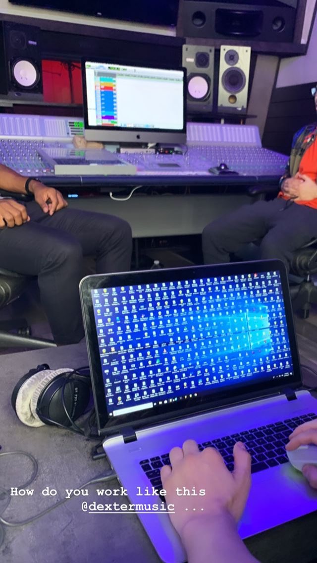 Livvia_FR's tweet photo. 📸 | Liv in the Studio last Friday - via her IG 

• August 16,  2019 https://t.co/JYoIvBnUop