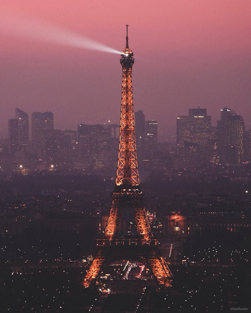 seb_gordon's tweet image. Back home✨
#paris #fujifilm #eiffelofficielle