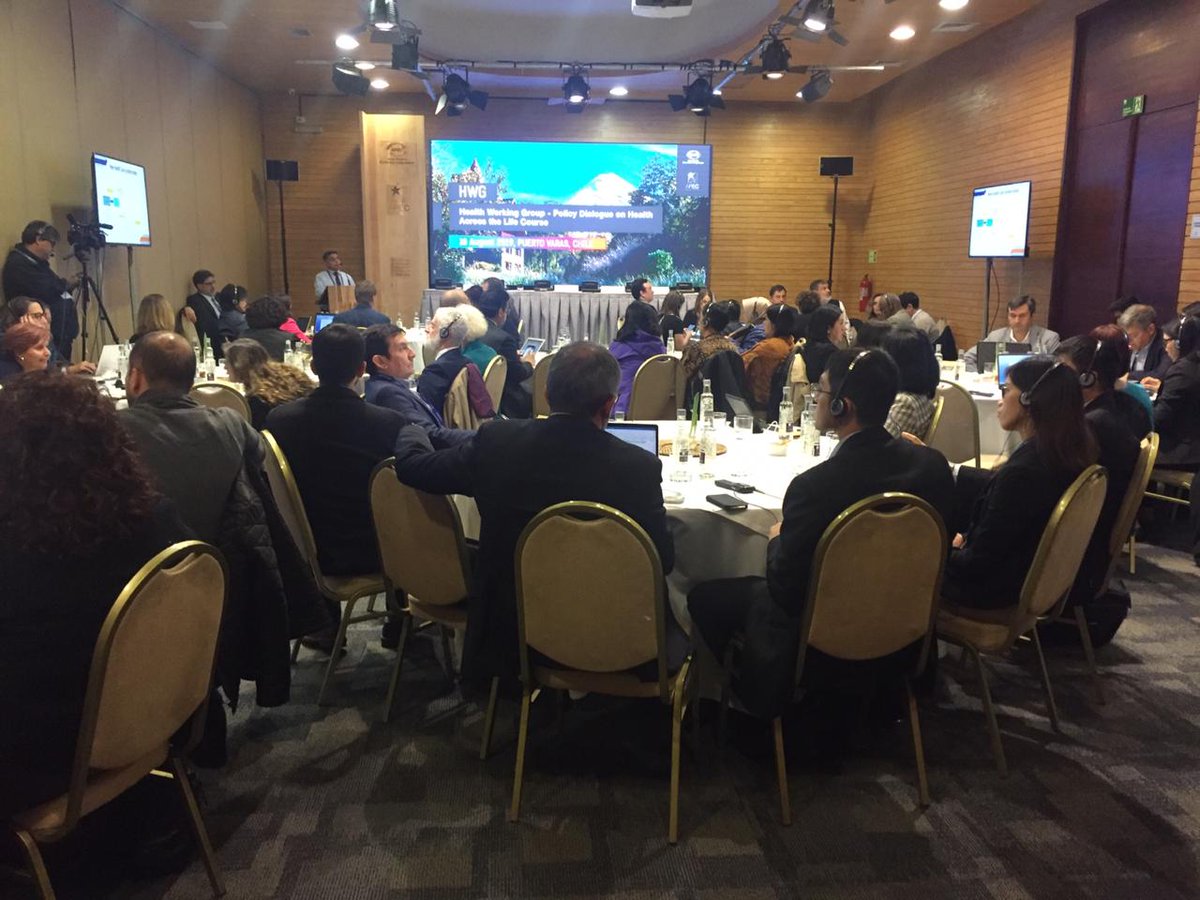 FundacionOMayor's tweet photo. Como @FundacionOMayor estamos presentes en la #ApecHealthWeek que se realiza hoy en #PuertoVaras. El encuentro es organizado por el @ministeriosalud y da inicio a la semana de la salud @APECChile2019, donde se abordarán temas de envejecimiento y cuidado de #PersonasMayores. https://t.co/p1XPkfgbUf
