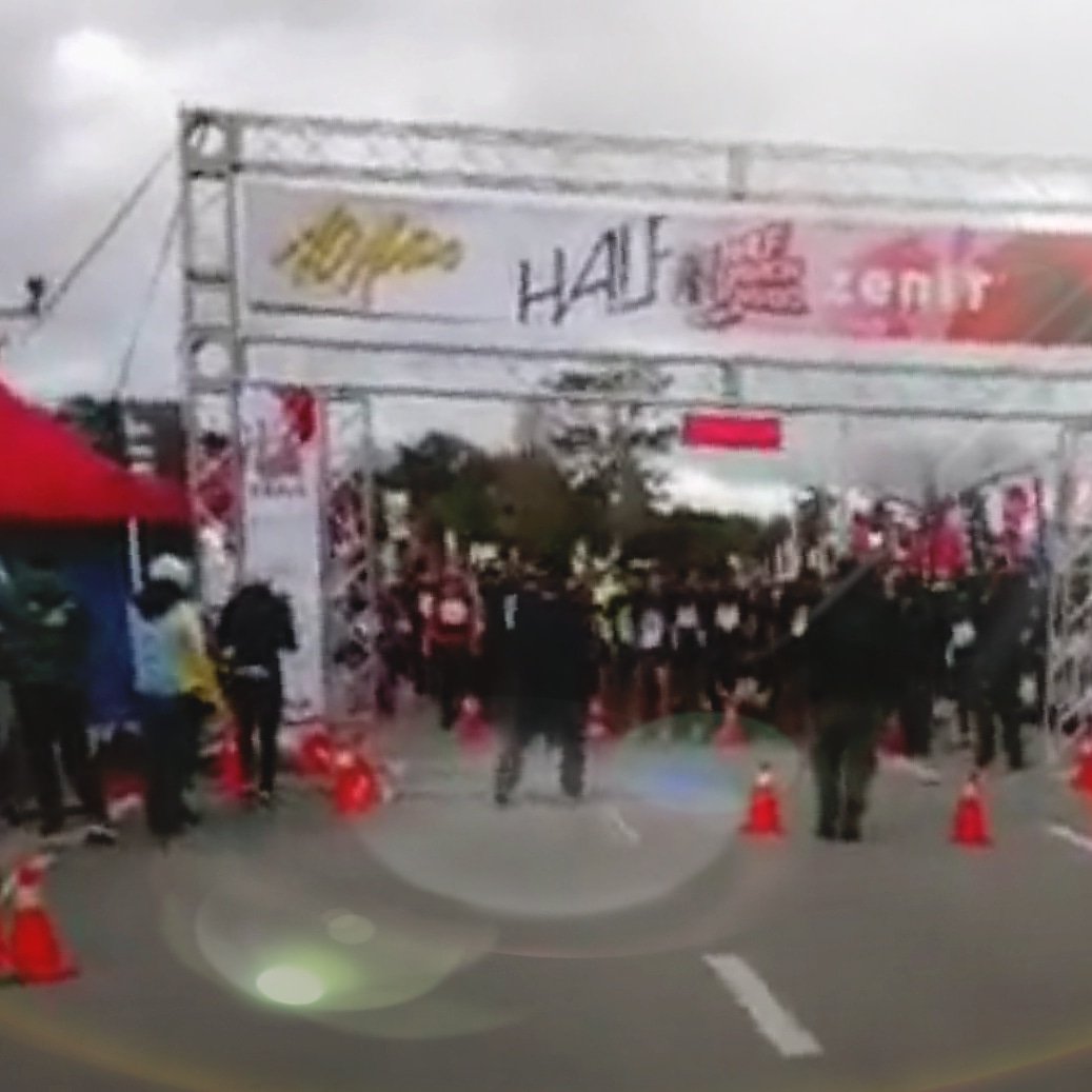 halfmontevideo's tweet photo. 3 2 1...

A correr.

#La10HALF #HALF10años 
#10AñosTrasTusPropiosPasos 
#halfmaratónmontevideo https://t.co/JFJpw7NiRp