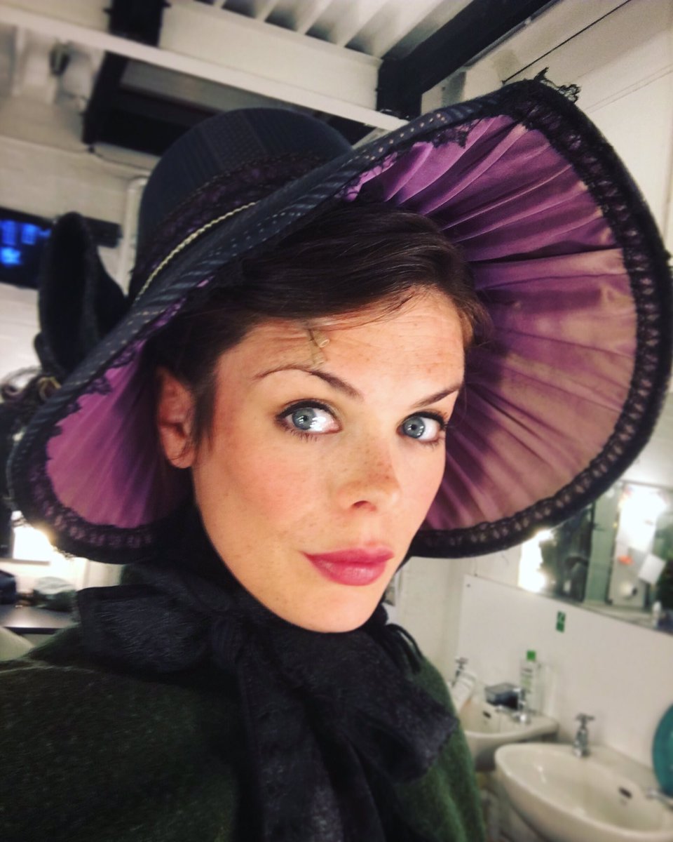 AnnaMcGarahan's tweet photo. Casual attire for a Sunday..don’t make a scene! 💁🏻‍♀️ #matineeday #Nancy @aberystwytharts #OliverAber19 https://t.co/fIC99ZmWGo