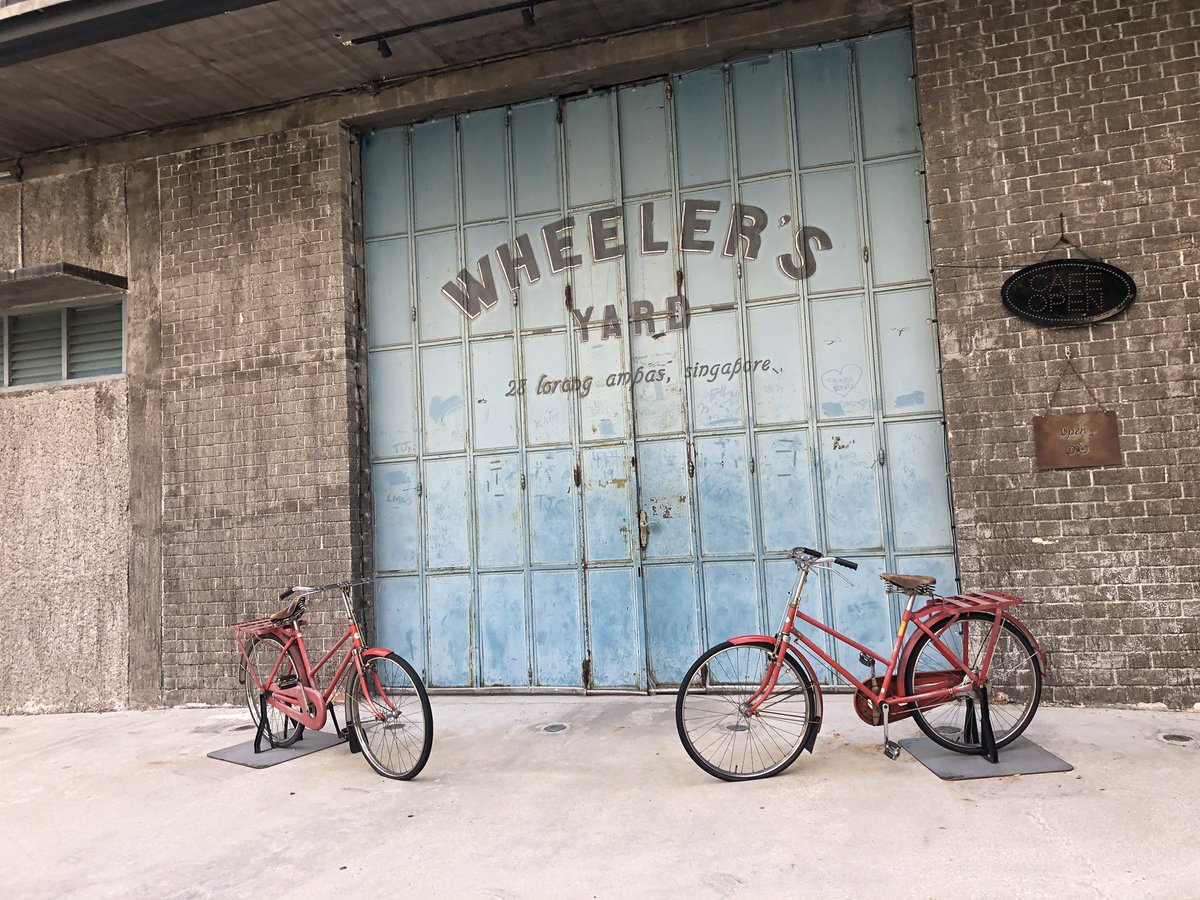 cheeaun's tweet image. Some photos #geekbrunchsg