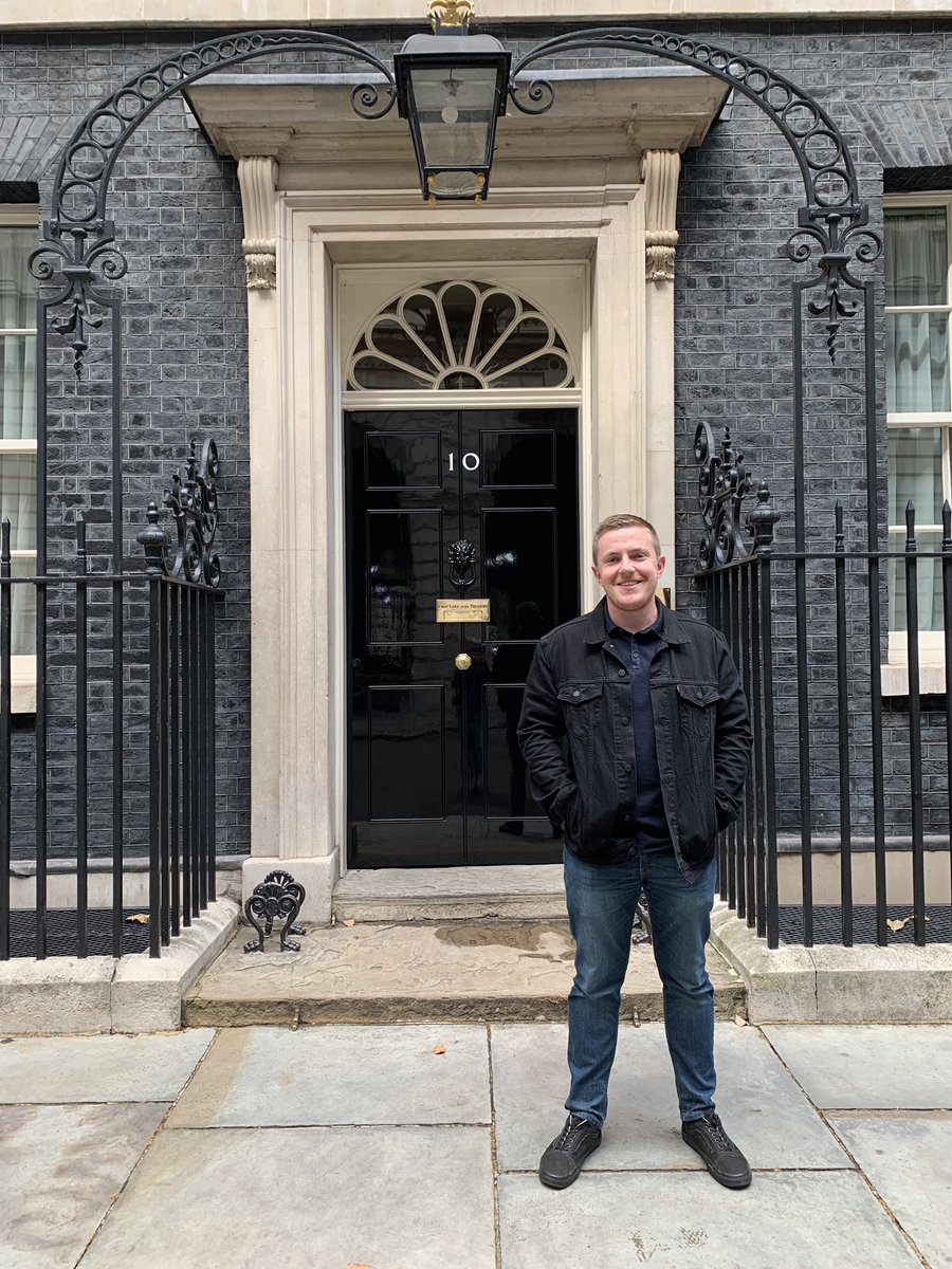 Had an important meeting at Number 10 today with @racheldtriggs 👌 

#no10 #no10downingstreet #number10 #number10downingstreet #downingstreet #london #primeminister #pm #visit #vip