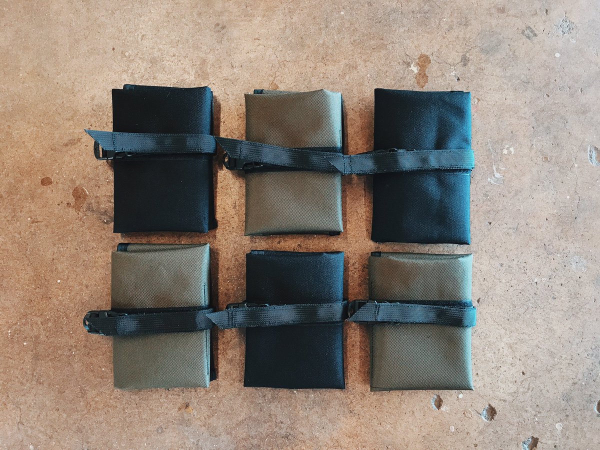 benrunnin81's tweet photo. Over the week I finished up 6 Sweet Taco Tool Rolls. Carry all your emergency essentials  without being weighed down. The perfect accessory for any adventurous cyclist.

https://t.co/z3izIIjxAa 

#makeyourownbikegear #etsyshop #cyclinggoods #handmade https://t.co/P5DzhsGUOy