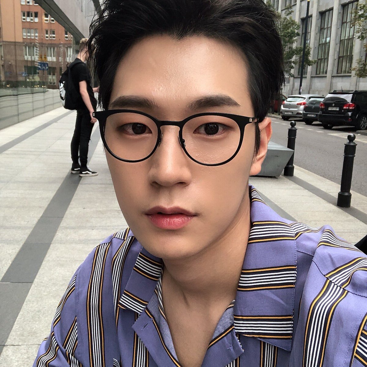 KNKOfficial220's tweet photo. [서함] 솸나잇!🌙 https://t.co/KgIZdJrxcz