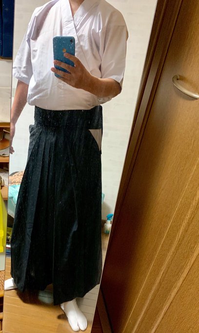 弓道着を久しぶりに着ました https://t.co/UDUzj9Y9KS<a href="/tag/myxanniversary"class="tags"><span>#myxanniversary</span></a>