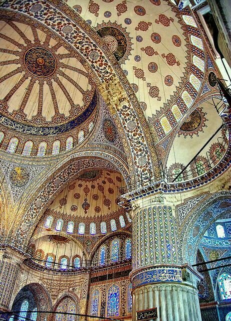 StarveYourEgo's tweet photo. #DomeInterior
#IslamicArchitecture https://t.co/kdbt5yaLfm