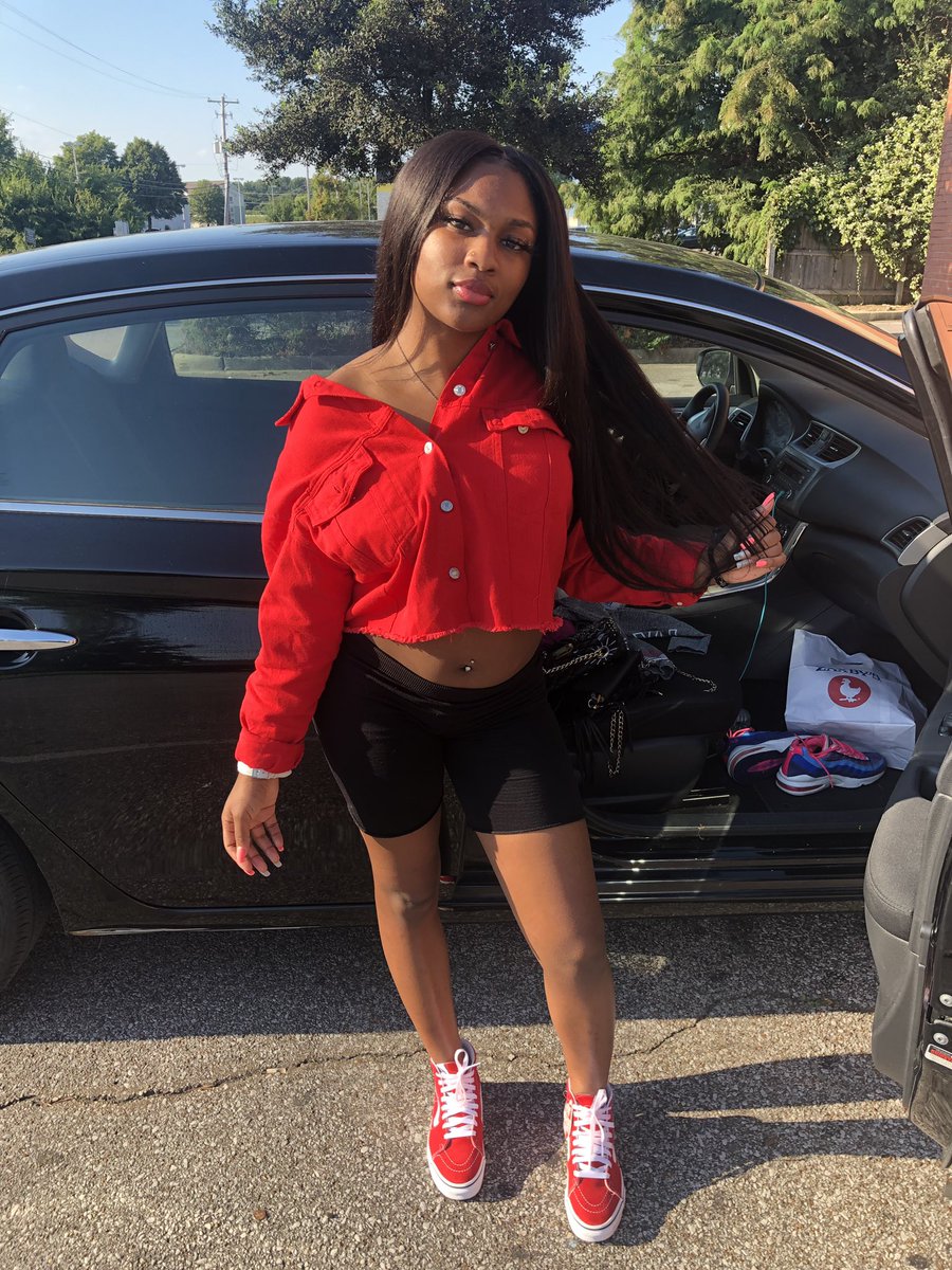 PrincessSpoiil tweet picture