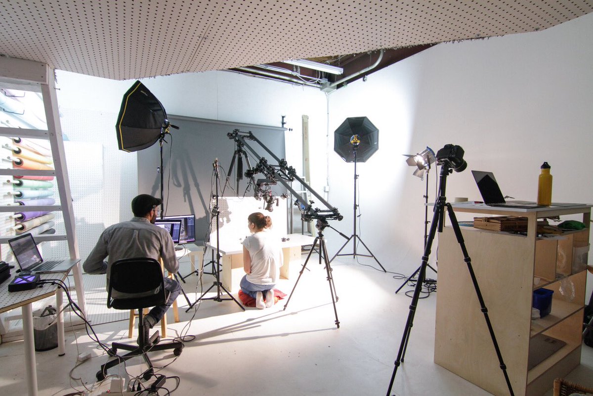 🛑Découvrez les effets spéciaux devant caméra avec <a href="/SalmanSajun/">Salman Sajun</a> studio!✨Réalisez de nombreux effets animés image par image ainsi que des trucs et astuces permettant entre autres de créer des transitions intéressantes et de suggérer la vitesse de mouvement
bit.ly/ateliereffets