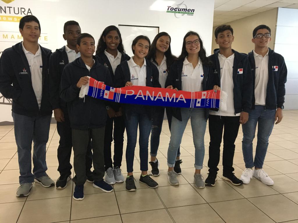 correaricky28's tweet photo. Equipo de natacion q representa a PANAMA @Chitreanos en los juegos Codicader en https://t.co/WxFgpM9Aws los 9 @Chitre_Progresa 3 son chitreanos Dios los bendiga https://t.co/NB3DztEDIZ