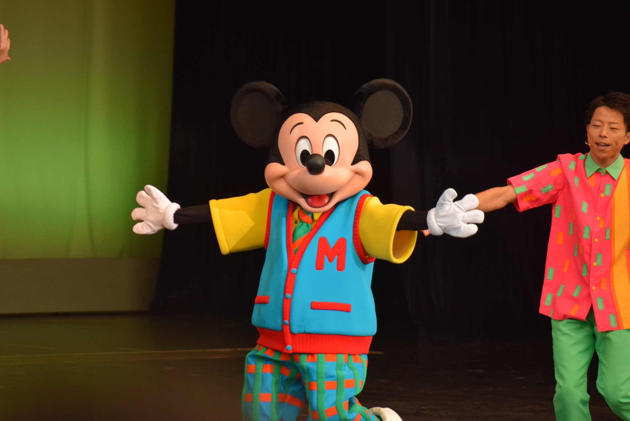 Ikm Nyc Jcbの抽選当たって ディズニーファンパーティーを観てきた ディカペラの曲も聴けて超感動した ディカペラのライブ行きたいな ディズニーファンパーティー ディカペラ T Co Iahbxbby6s Twitter