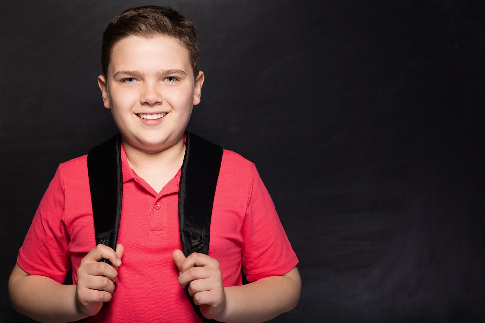 AmerAcadPeds's tweet photo. Overloaded backpacks and poor posture from tablet and cell phone use are a bad combination for young students. Here are tips on choosing the right backpack for your child or teen. #BacktoSchool https://t.co/txWeWTTdtG https://t.co/Qtao27Wxhd