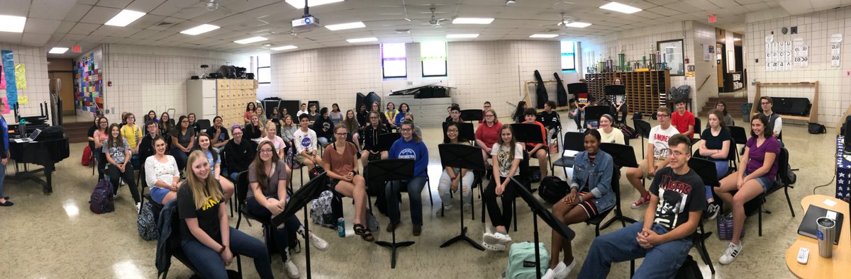 Central_Orch's tweet photo. Concert Orchestra is HUGE this year! We needed to use a panorama to fit them all! #FiveRowsOfViolins #CHSProud #GrowingProgram #SJSDProud https://t.co/8Qk5IRzRD4