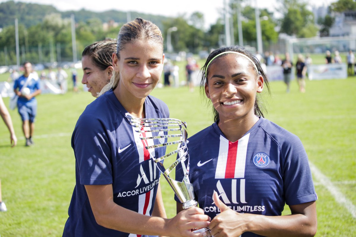 Nos championnes ! 🥰🏆 #WomensCup

🔴🔵 #AllezParis