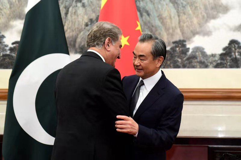 CitizenJournoIN's tweet photo. Pic1: How Pakistani see China-Pakistan relation
Pic2: How World see China-Pakistan relation
#POKHamaraHain
#POK_Banega_Hindustan
#POK_Belong_To_India
#PoKHamaraHai
#TerroristNationPakistan
#GlobalTerroristPakistan
#BalochistanIsNotPakistan
#TotalPakBan
#PKMKB #PKMKBForever https://t.co/DD6nSFO6kd