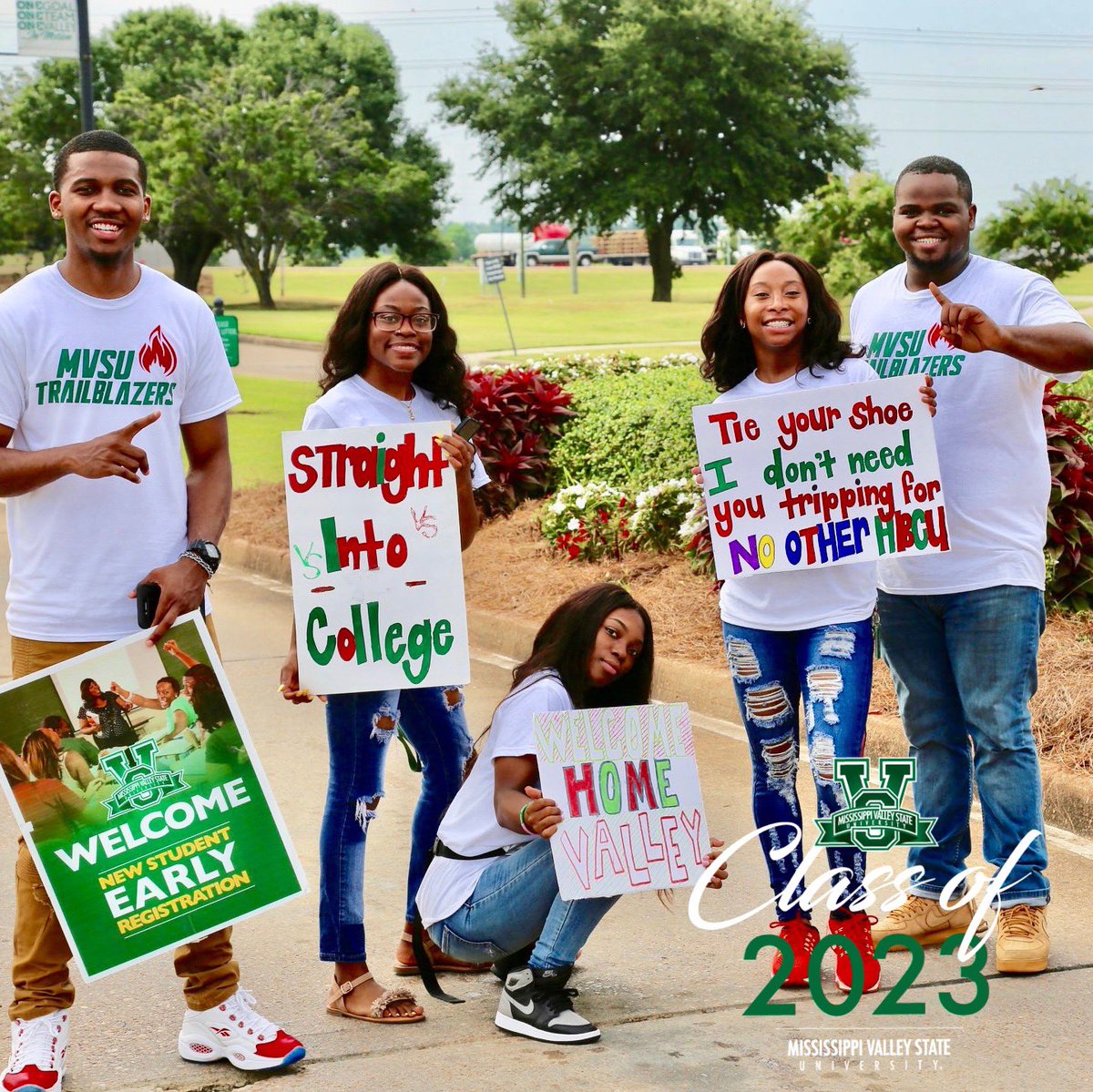MVSUDEVILS's tweet photo. It’s New Student Move-In Day! Download the app CultureSnap for exclusive MVSU photo filters. Tag us for the chance to be retweeted! #MVSU1950 #MVSUMoveInDay https://t.co/UfKPewcfJP