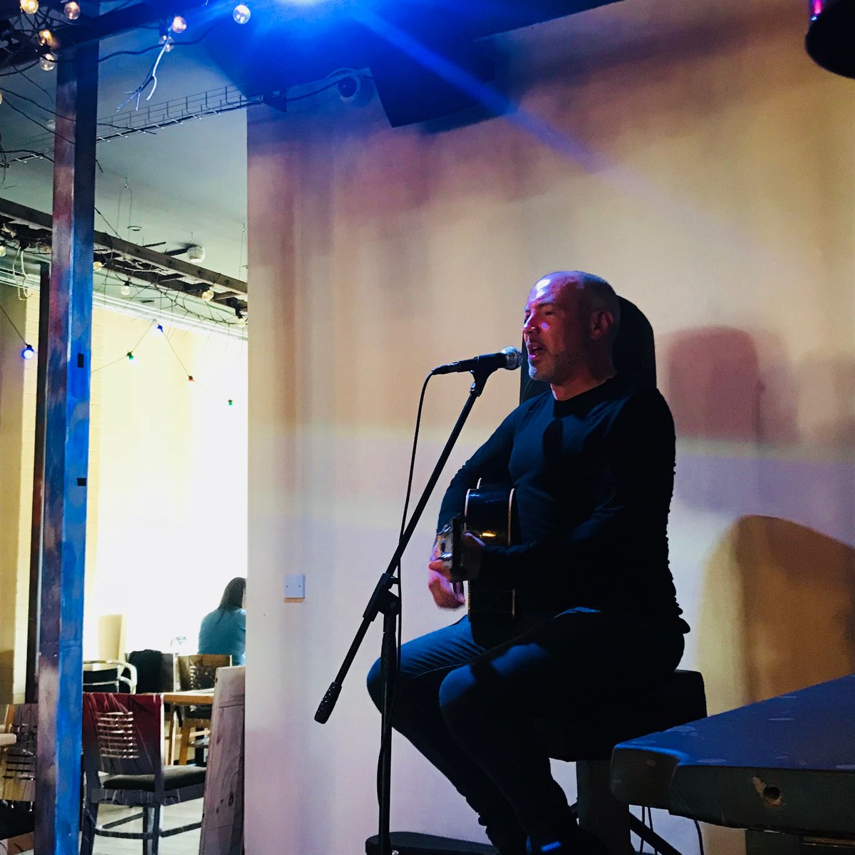 venturesbar1's tweet photo. Darren Jackson Live Right Now !!! 🍺 🎵 🍺 🎸 🍺 🎤 🍺 🎵

https://t.co/QxySW8SZPf https://t.co/xXQLzXrBh9