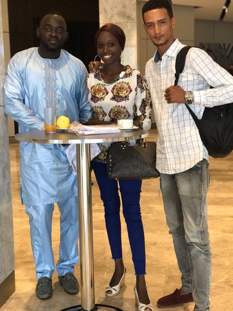 mehdi_rhony's tweet image. « Quand vous êtes bloqué, la meilleure façon de repartir, c’est de bouger. Courrez. Marchez. Ecrivez. Faites la vaisselle. Ou quoi que ce soit d’autre.
Mais ne vous asseyez pas là en attendant un flash qui descend du ciel. » #JIJ2019 #227Talks @Unicefniger @ADULeads @227Nigerbuzz