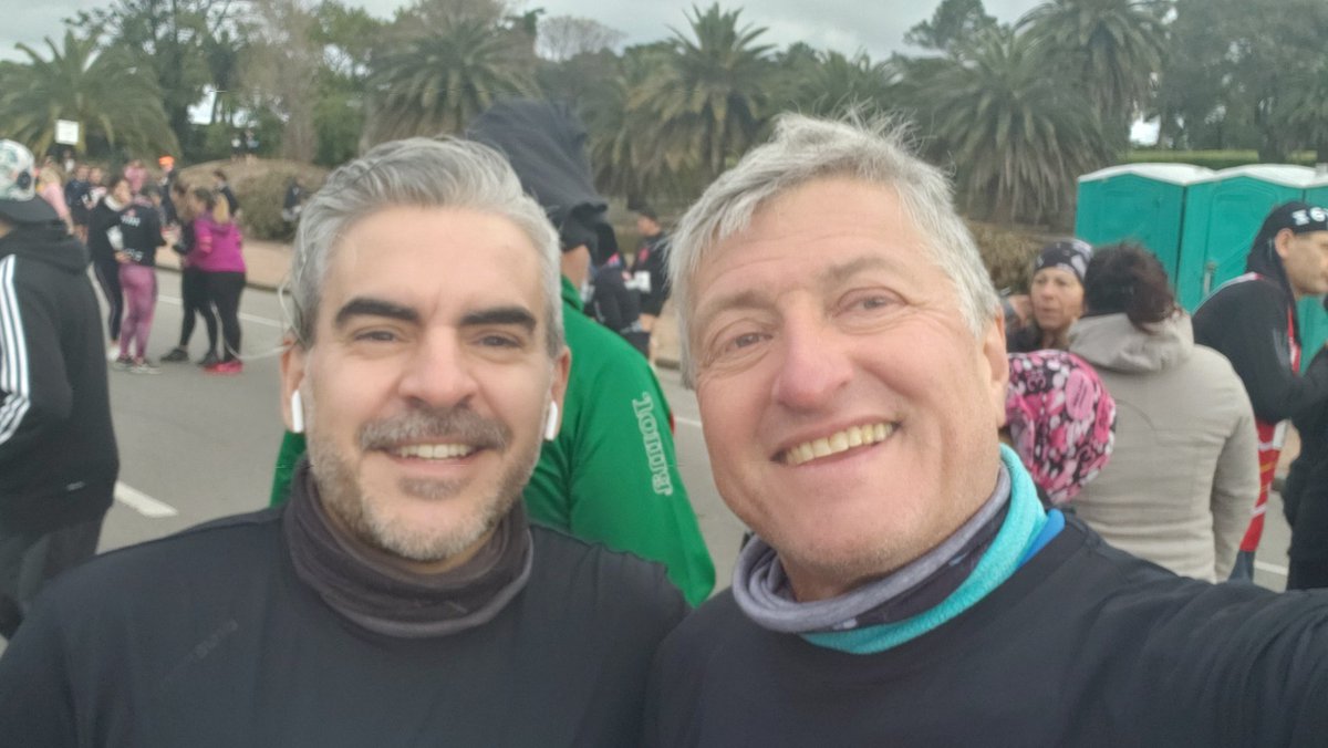 camaraceleste's tweet photo. Arranca la @halfmontevideo . https://t.co/To1jqNoEZx