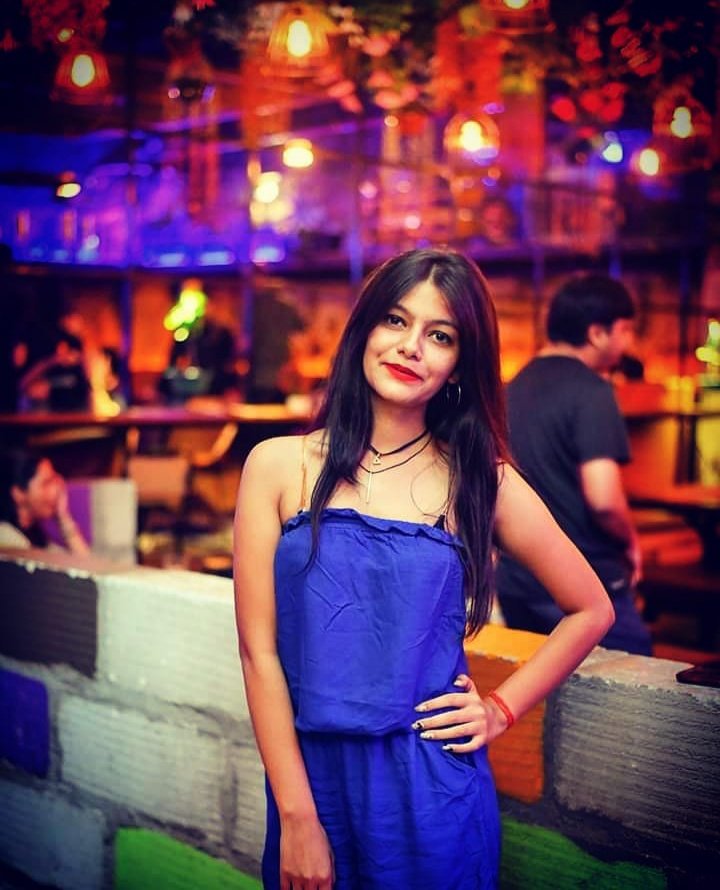 gracious_komal's tweet photo. @_nakshi_ Blue is a royal colour..makes me more confident...
#MonsoonBlues
#NakshiRangFiesta
#Nakshi
#ContestAlert
Join in
@dhyani_shivani 
@ShridharThaku11 
@RSandilaya 
@gracious_komal 
@MdShahgar https://t.co/k9Qdkl0gZA