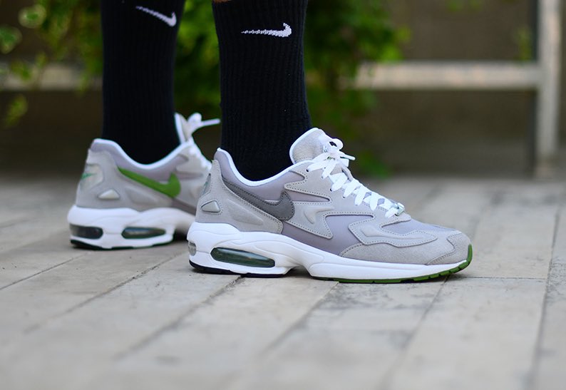 air max 2 light chlorophyll