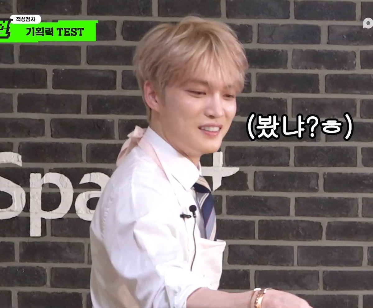 itaJYJ's tweet photo. KimJaejoong is embarrassed by the first treatment he has received since his debut.
https://t.co/7RlEZATltm
#김재중 #Jaejoong #ジェジュン
#Jamfully
#ExtremeInterviewJaejoong https://t.co/j1zitthnoN