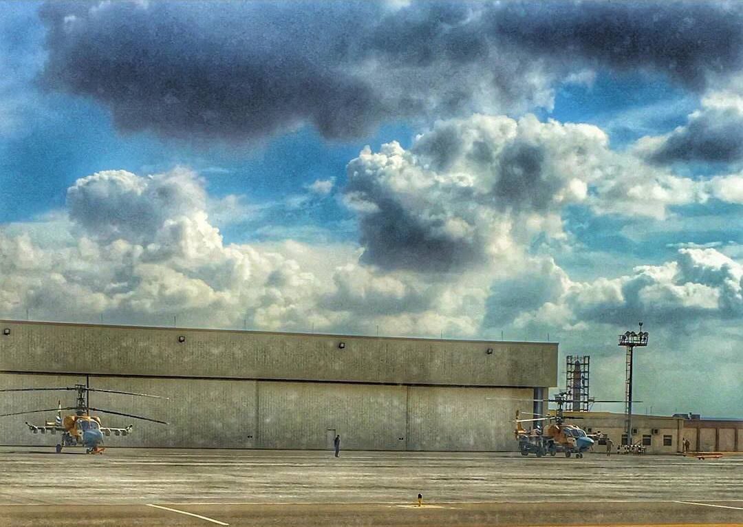 ×ª××× ×