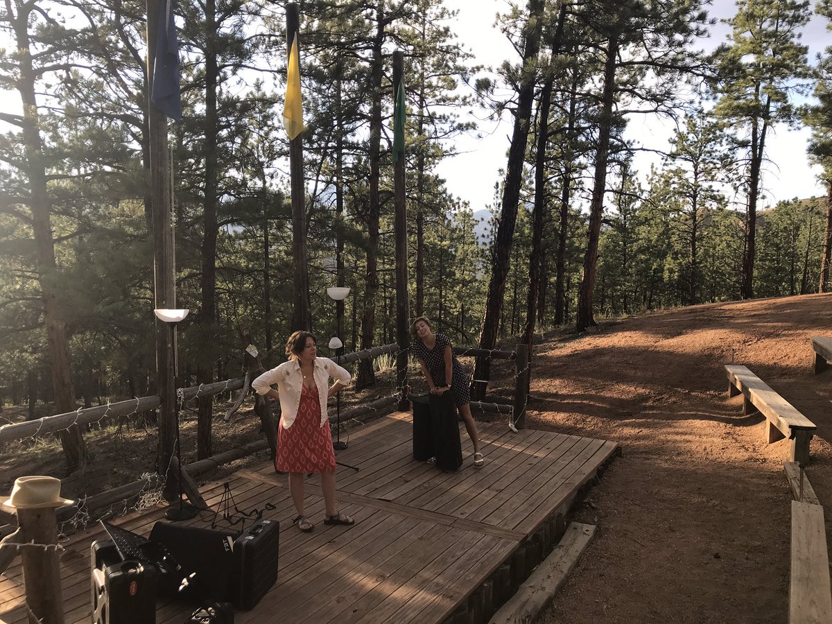 TheHumminbirds's tweet photo. We sure enjoyed playing at the #RADsummit at the Y #YMCA camp in Deckers, CO! #BEAUTIFULDAYS https://t.co/6YuQ6xG20L