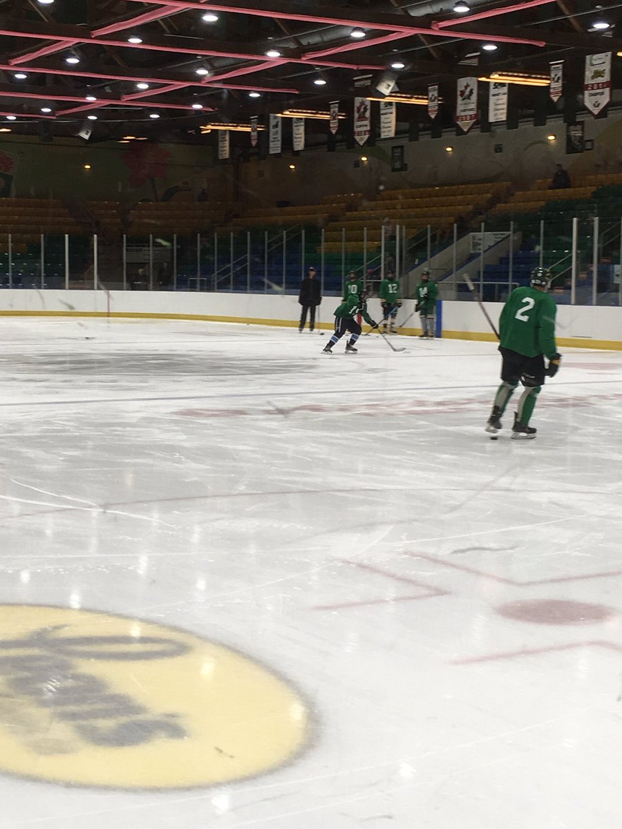 PA_Mintos's tweet photo. Day 2 Mintos Fall Camp: Team Green opens up the day with a practice. Game 4 Team Yellow vs Team Black @ 11 am. AHC. #gomintosgo #futuremintos #checkouttheaction https://t.co/K135wjIGJO
