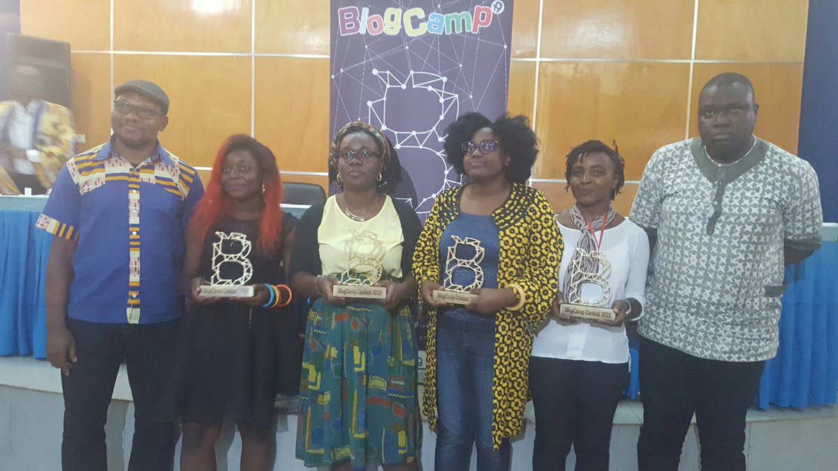 petit_ecolier's tweet photo. Le jury et les lauréates

#BlogCamp19 
#BlogCampContest https://t.co/hiTBRcXStX