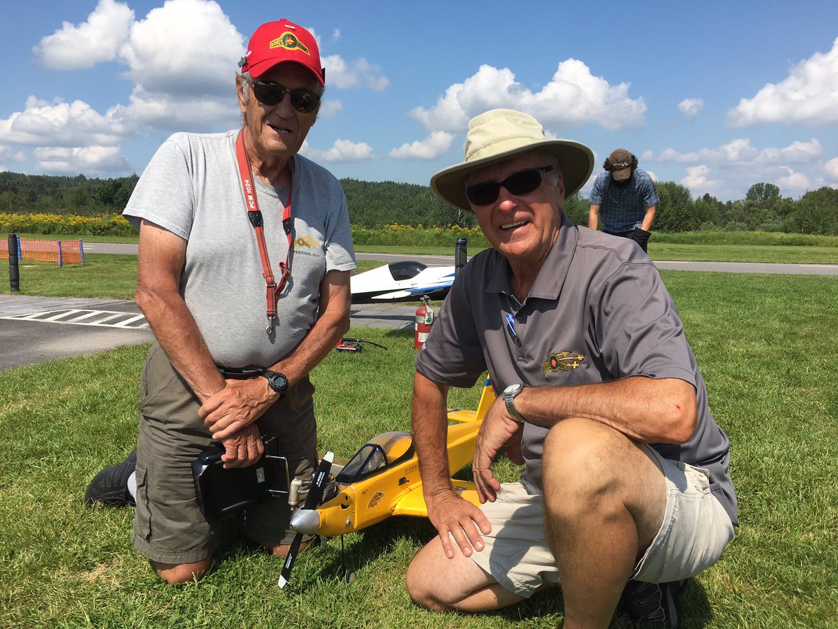 paradily's tweet photo. Une quarantaine d’aéromodélistes sont réunis à Saint-Jean-Vianney pour le Festivol. #rcsag https://t.co/PSJWPPkNMJ