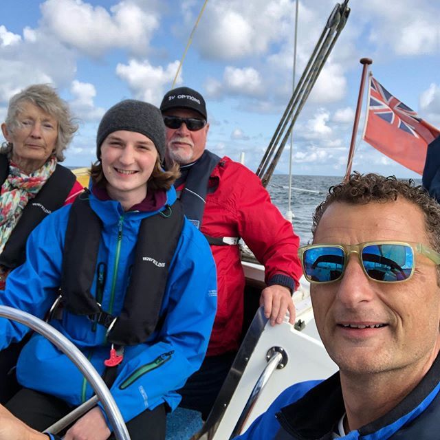 WilliamPenrice's tweet photo. The Lake District is not all about lakes, we have some fabulous coastal sailing too #lakedistrict #whitehavenmarina #stbeeshead #moody33 #moodyyachts https://t.co/bn0fUZpWa8 https://t.co/t2Q9brzjMt