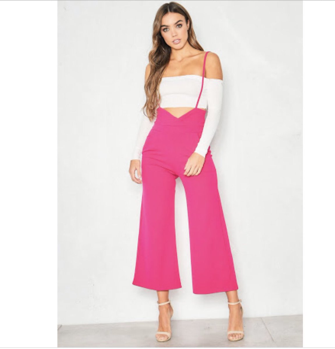 thethrifthanger's tweet photo. Red spaghetti strap culottes jumpsuit 
Size: S
Price:2500 https://t.co/1EIN0CdzGl
