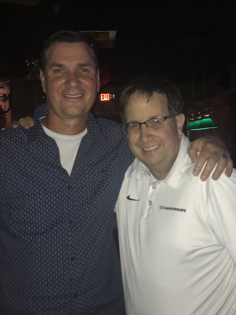 CoachDoubleB's tweet photo. Congrats @joediesel50 truly one one of the best people in all of college athletics. @HSUJacks is fortunate to have you in Sports Communications. You will be missed in PDX! #TheDiesel #HardWorking #Loyal #SIDLegend https://t.co/oXyTnvEIbM