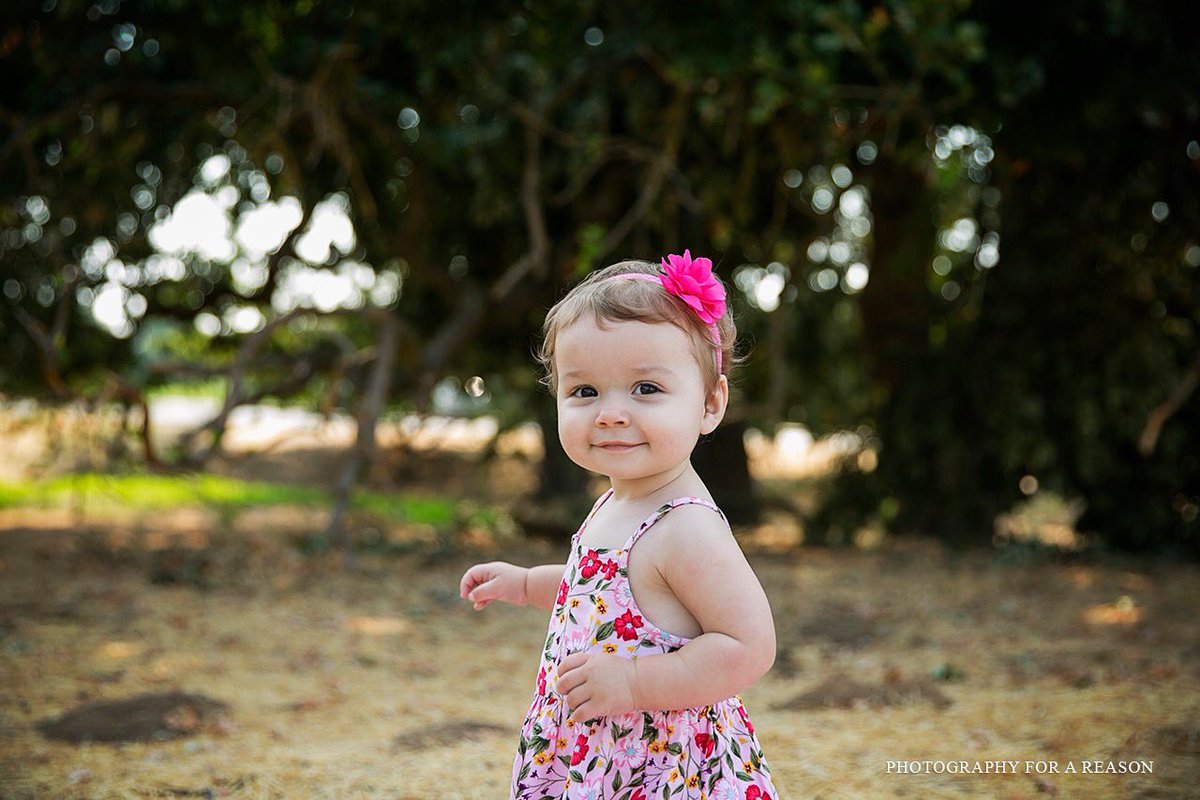 PhotoForAReason's tweet photo. That little smirk is so stinkin cute!!! https://t.co/vEtqOe6ITH