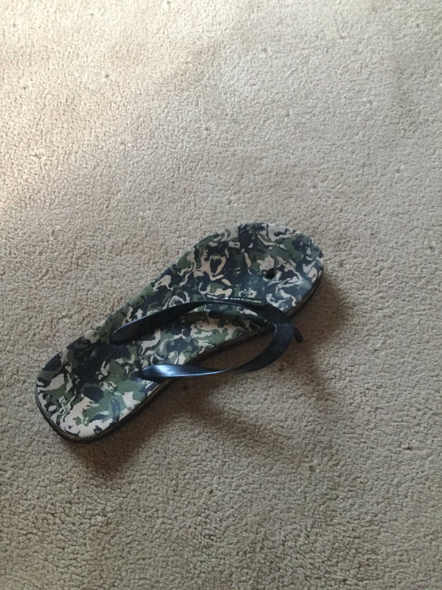 LacklandJohn's tweet photo. Nightmare, catastrophic failure of the port flip flop. #Opdef #A1 https://t.co/95jgmAVx5A